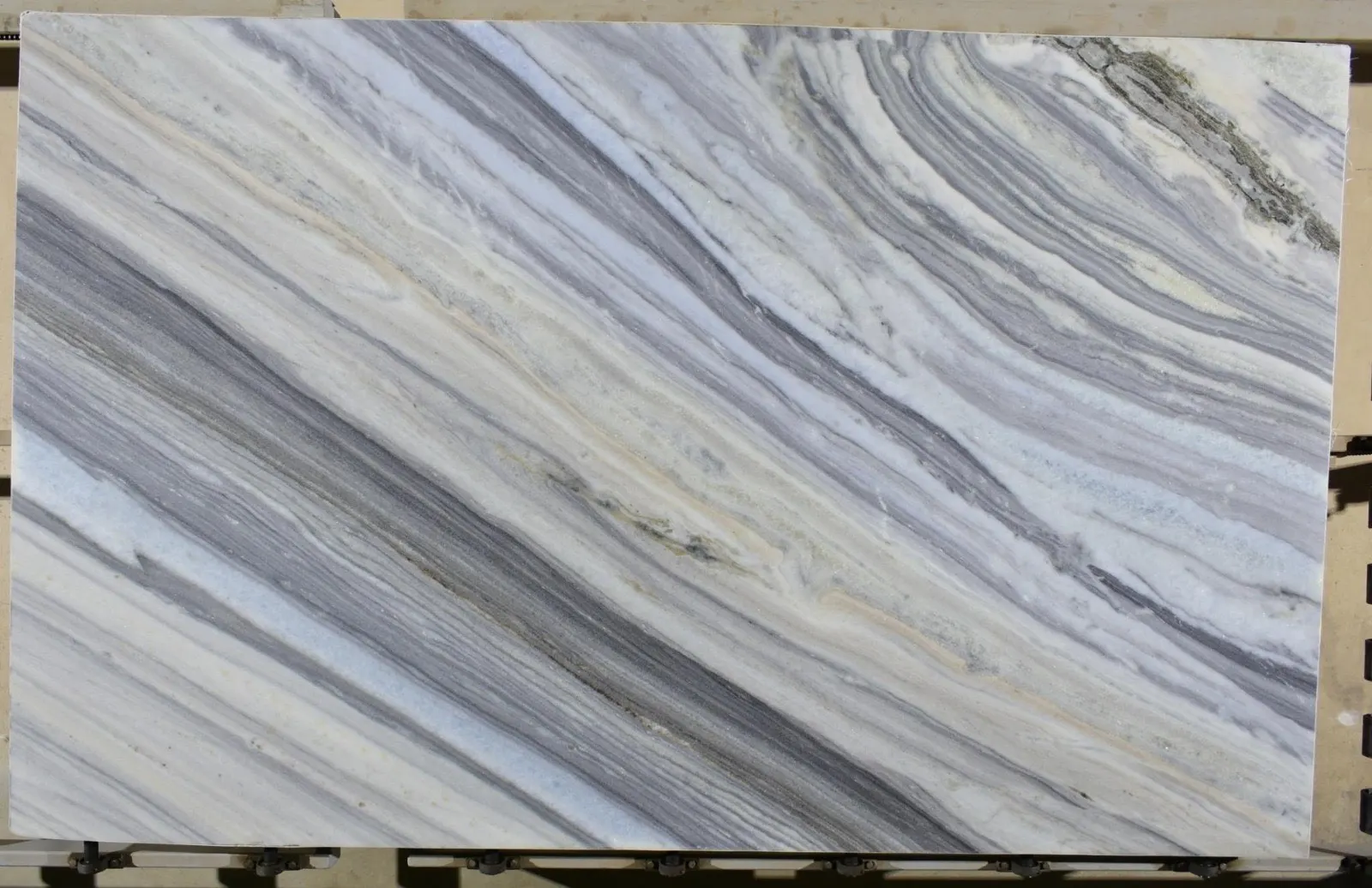 Itaoca — JW Stone Logistics material photo 1